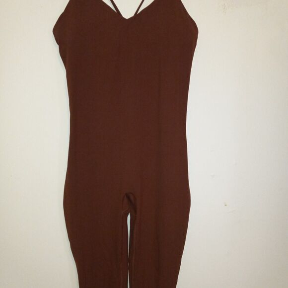 Aritzia TnAction Excel Sports Jumpsuit-Large-Built In Shelf Bra-Removable Pads - Picture 3 of 12